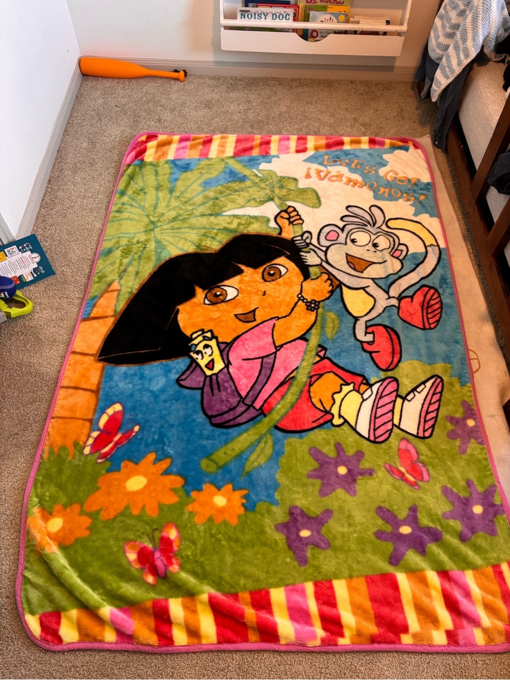 Vintage Dora the Explorer oversized plush blanket (full/queen)